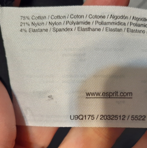 NEW LISTING Espirt Blk Halter top - Picture 6 of 6